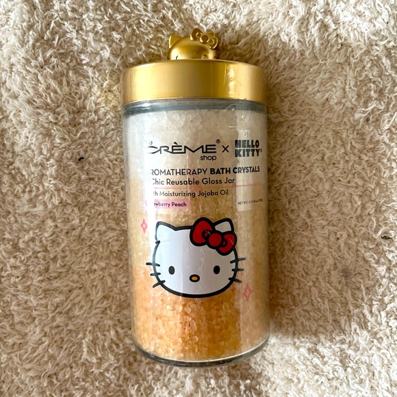 The Crème shop Hello Kitty bath crystals. - Picture 1 of 2